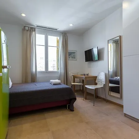 Palais Saint Pierre Apartment Cagnes-sur-Mer Exterior photo
